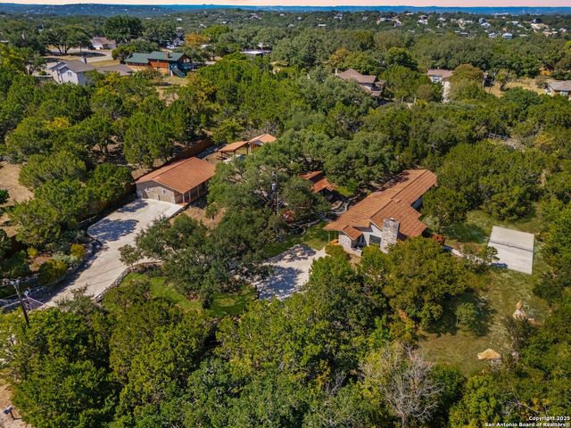789 Barbara, Canyon Lake, TX 78133