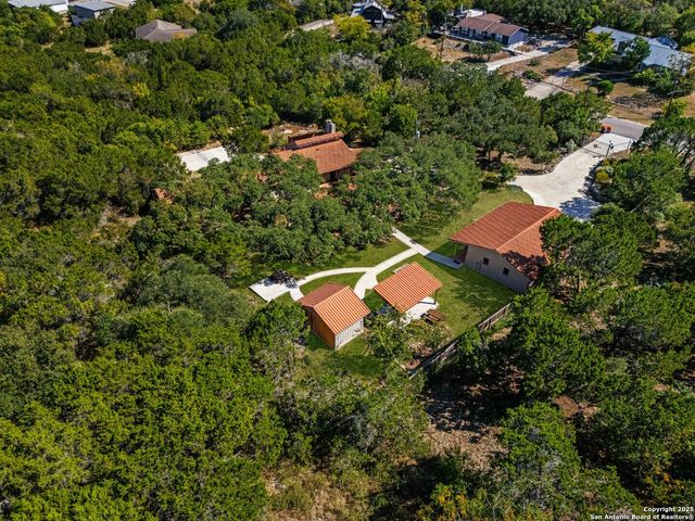 789 Barbara, Canyon Lake, TX 78133