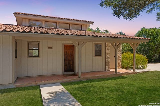 789 Barbara, Canyon Lake, TX 78133