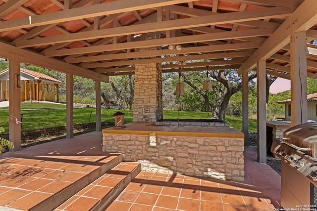 789 Barbara, Canyon Lake, TX 78133