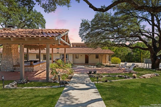 789 Barbara, Canyon Lake, TX 78133