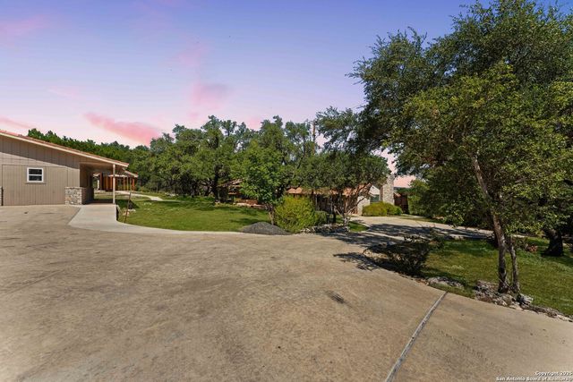 789 Barbara, Canyon Lake, TX 78133