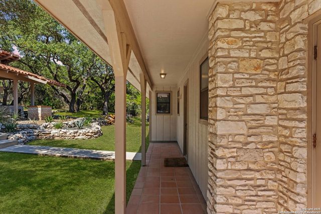 789 Barbara, Canyon Lake, TX 78133