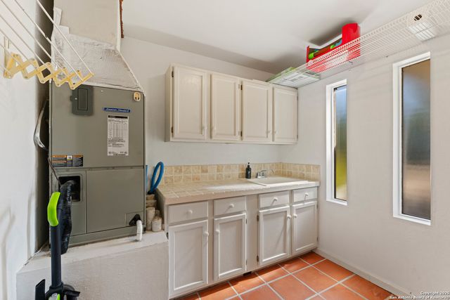 789 Barbara, Canyon Lake, TX 78133