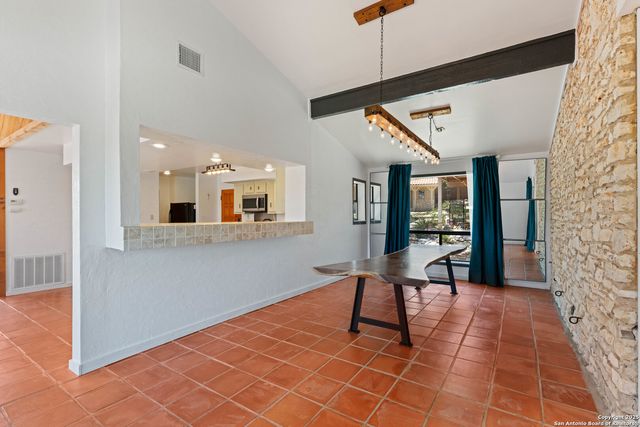 789 Barbara, Canyon Lake, TX 78133