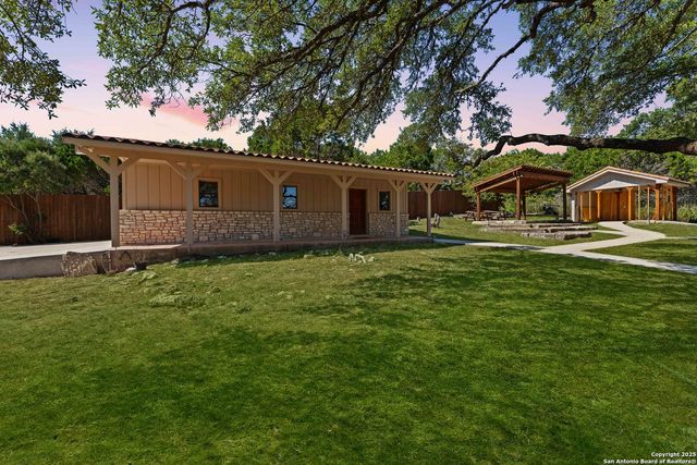 789 Barbara, Canyon Lake, TX 78133