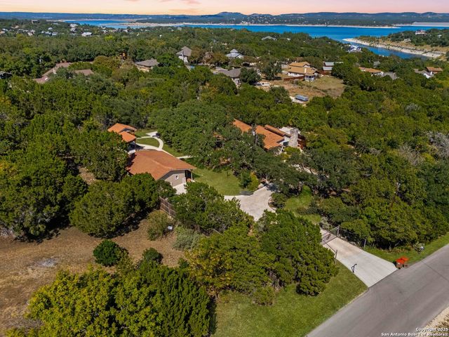 789 Barbara, Canyon Lake, TX 78133