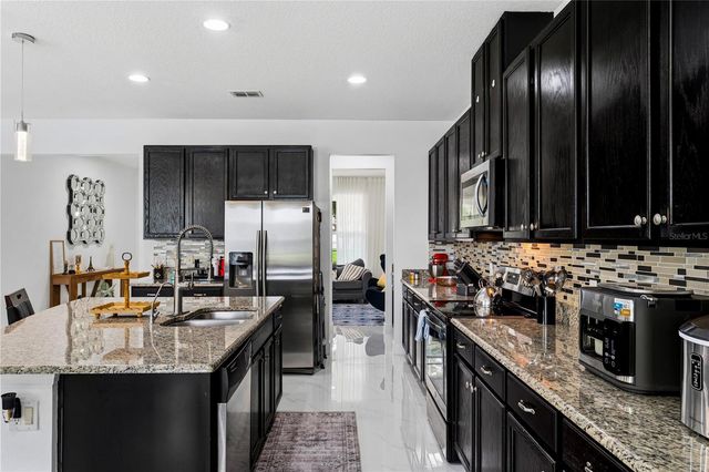 12225 STONE BARK TRAIL, Orlando, FL 32824