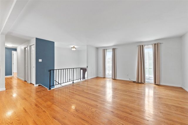 101 Teton Dr, Plum Boro, PA 15239