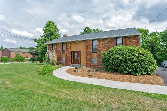 101 Teton Dr, Plum Boro, PA 15239