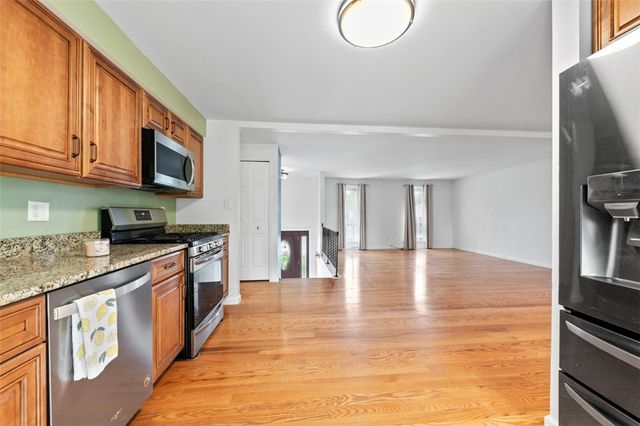 101 Teton Dr, Plum Boro, PA 15239