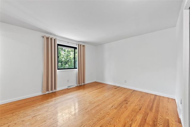 101 Teton Dr, Plum Boro, PA 15239