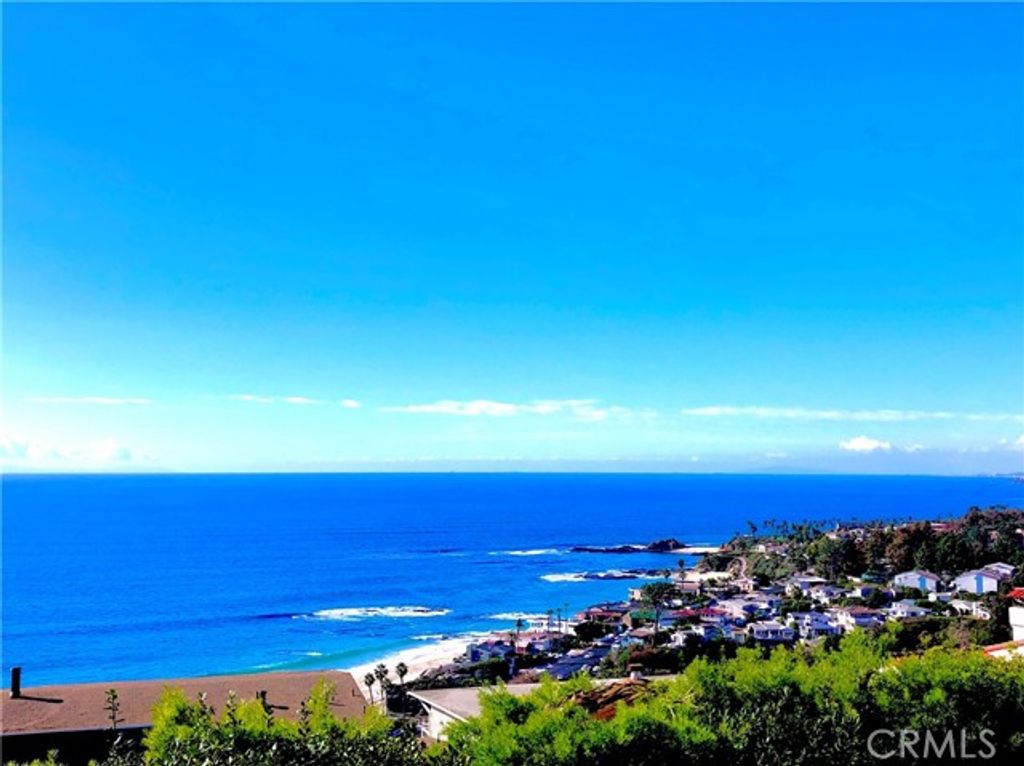 31152 Holly Drive, Laguna Beach, CA 92651