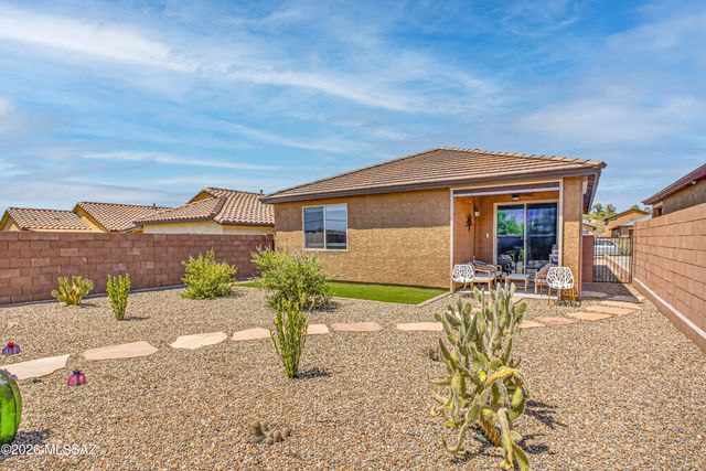 9324 N Agave Gold Road, Tucson, AZ 85742
