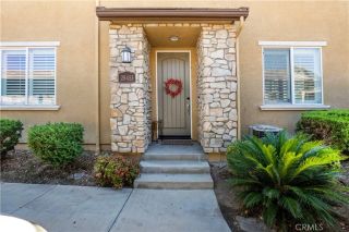 28453 Casselman Lane, Saugus, CA 91350