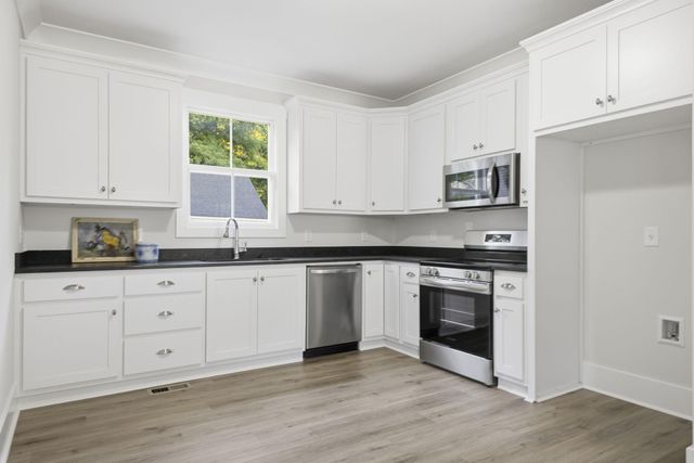 318 W Tyler Street, Dalton, GA 30720