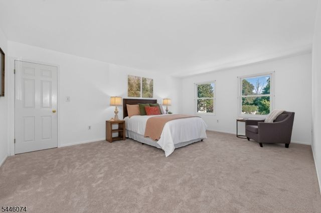 18 Cornell Trl, Hillsborough Twp., NJ 08844