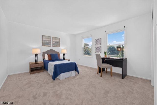 18 Cornell Trl, Hillsborough Twp., NJ 08844