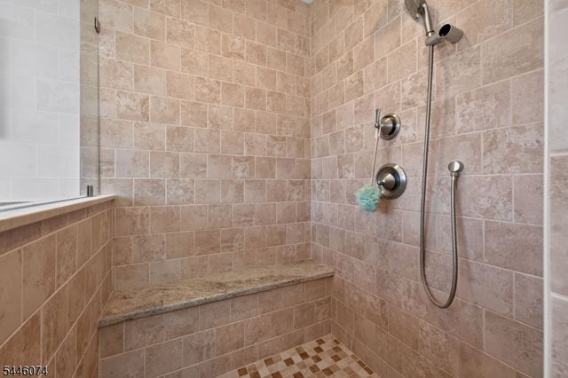 18 Cornell Trl, Hillsborough Twp., NJ 08844