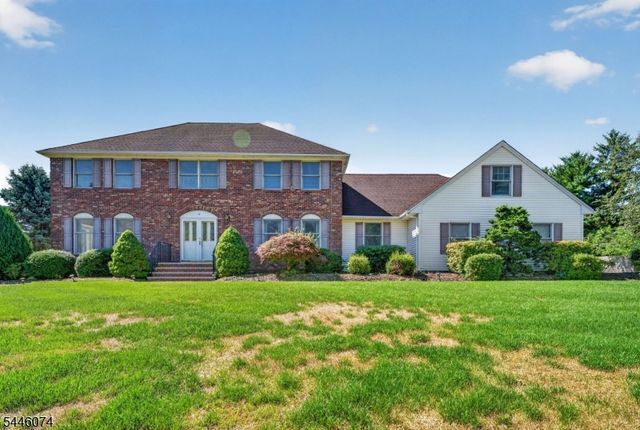 18 Cornell Trl, Hillsborough Twp., NJ 08844