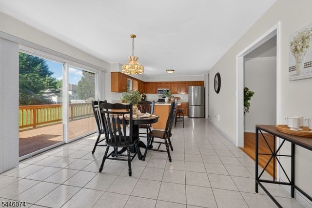 18 Cornell Trl, Hillsborough Twp., NJ 08844