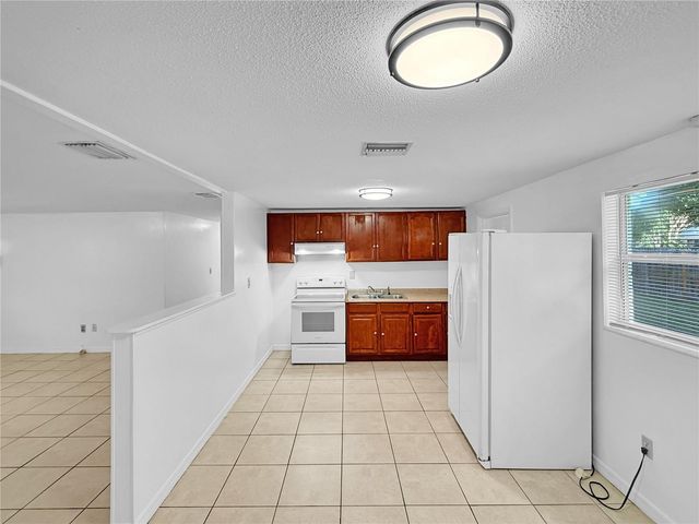 1821 BELLGROVE STREET, Lakeland, FL 33805