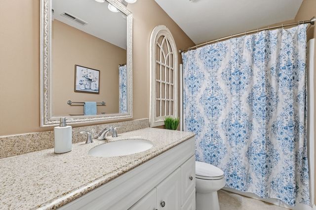 90 Rangeway Rd 204, Billerica, MA 01862