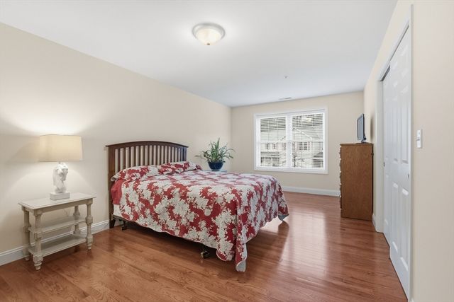 90 Rangeway Rd 204, Billerica, MA 01862