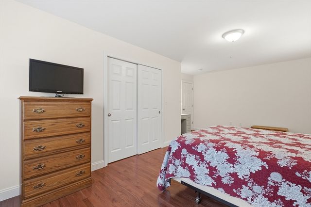 90 Rangeway Rd 204, Billerica, MA 01862