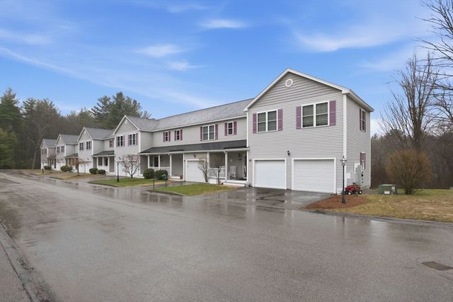 90 Rangeway Rd 204, Billerica, MA 01862
