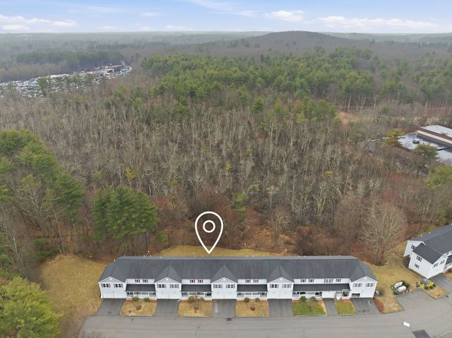 90 Rangeway Rd 204, Billerica, MA 01862