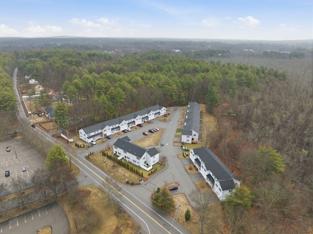 90 Rangeway Rd 204, Billerica, MA 01862