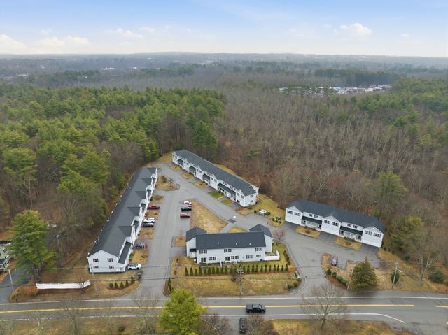 90 Rangeway Rd 204, Billerica, MA 01862