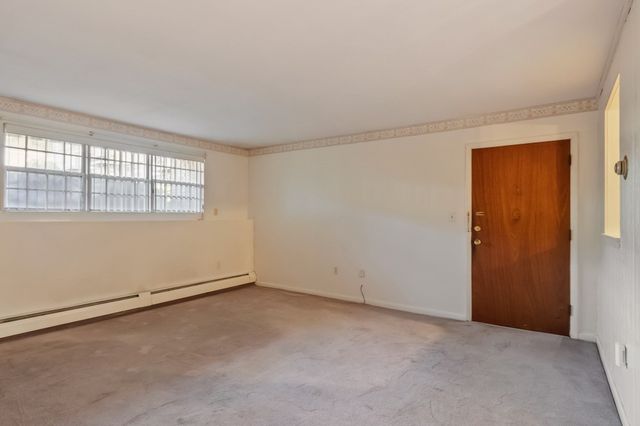 20 Williamsburg Ct. 2, Shrewsbury, MA 01545