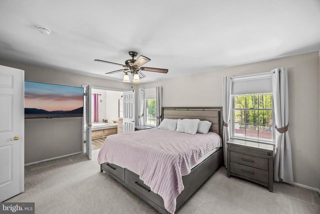 19 OLD REPUBLIC LN, Marlton, NJ 08053