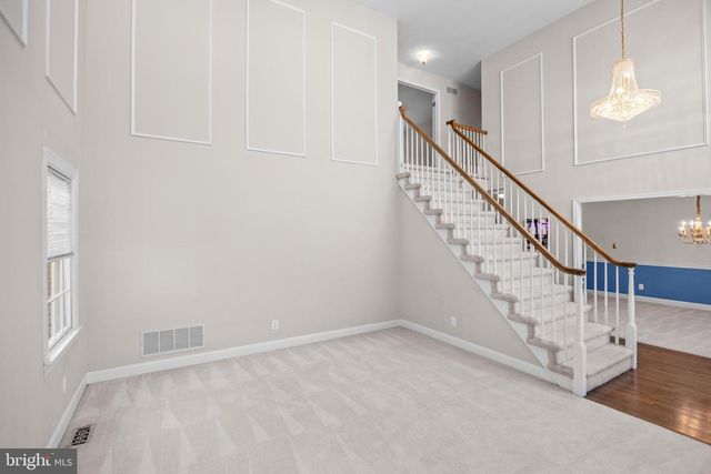 19 OLD REPUBLIC LN, Marlton, NJ 08053