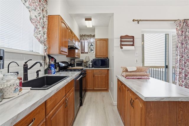 206 3rd St, Neville Twp, PA 15225