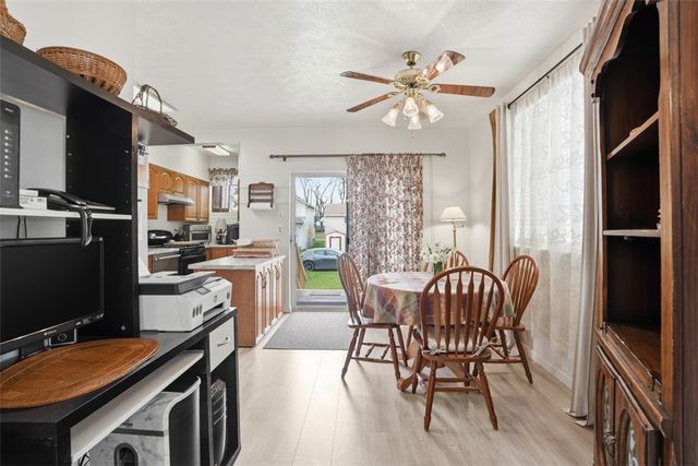 206 3rd St, Neville Twp, PA 15225