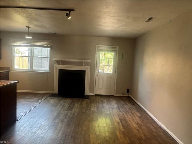 338 Harrier ST, Virginia Beach, VA 23462