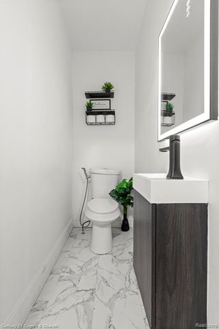 555 Josephine Street, Detroit, MI 48202