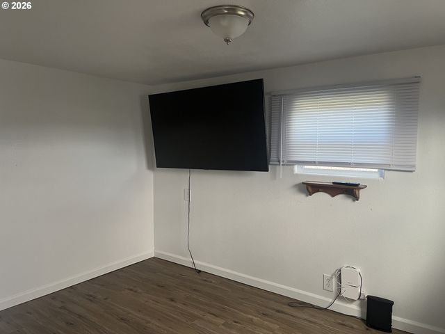 1413 HAWTHORNE Ave 20, Reedsport, OR 97467