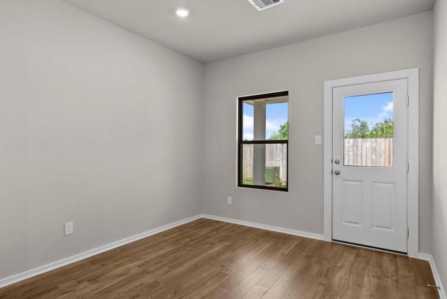 2790 Holly Laurel Drive, Alvin, TX 77511