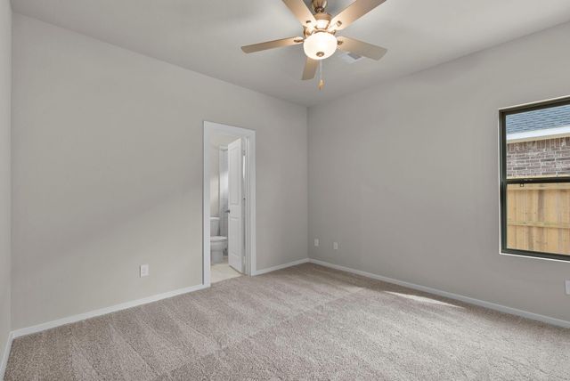 2790 Holly Laurel Drive, Alvin, TX 77511