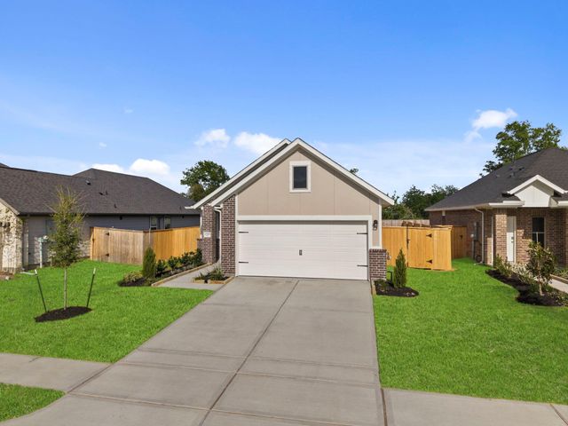 2790 Holly Laurel Drive, Alvin, TX 77511