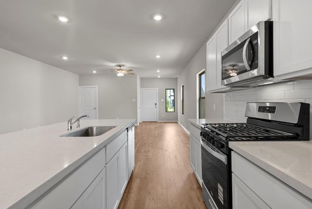 2790 Holly Laurel Drive, Alvin, TX 77511