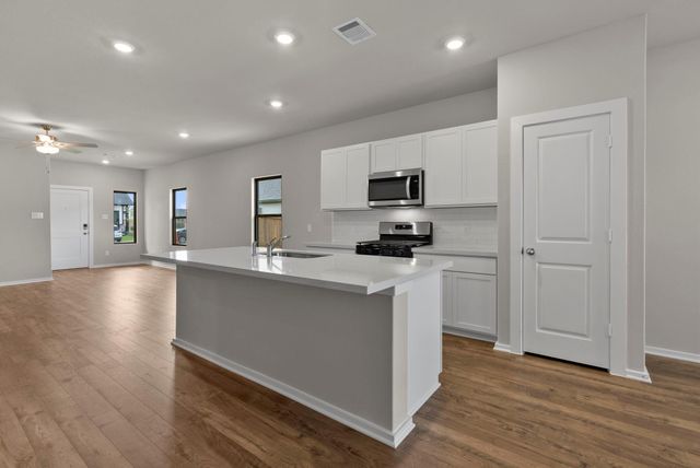 2790 Holly Laurel Drive, Alvin, TX 77511