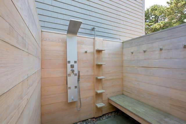 20 Bayberry Avenue, Provincetown, MA 02657