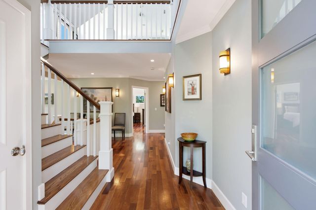 20 Bayberry Avenue, Provincetown, MA 02657