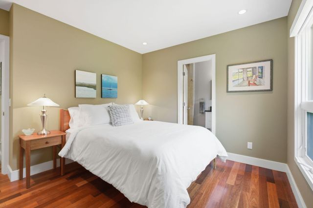 20 Bayberry Avenue, Provincetown, MA 02657