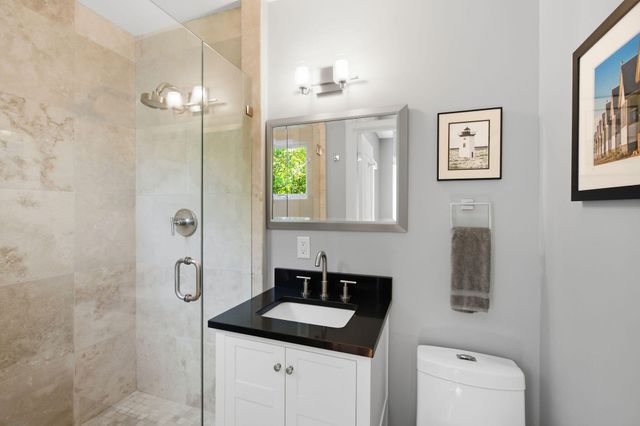 20 Bayberry Avenue, Provincetown, MA 02657